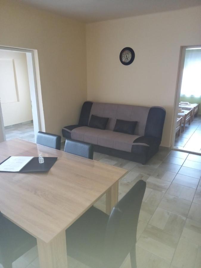 Apartament Apartman Fiva Pacir Zewnętrze zdjęcie